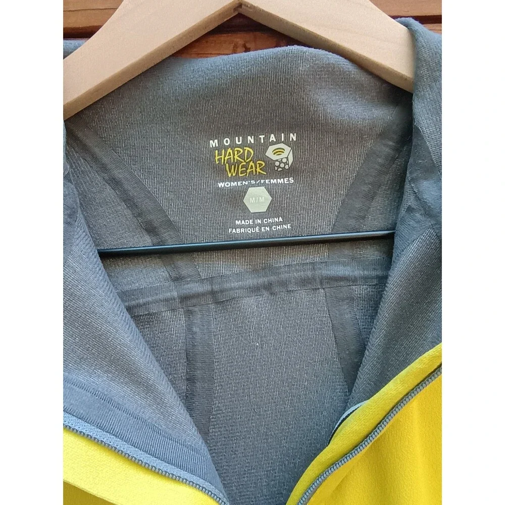 Mountain Hardware Women's Celery Green Wind Stopper Jacket Sz Medium Thumbholes